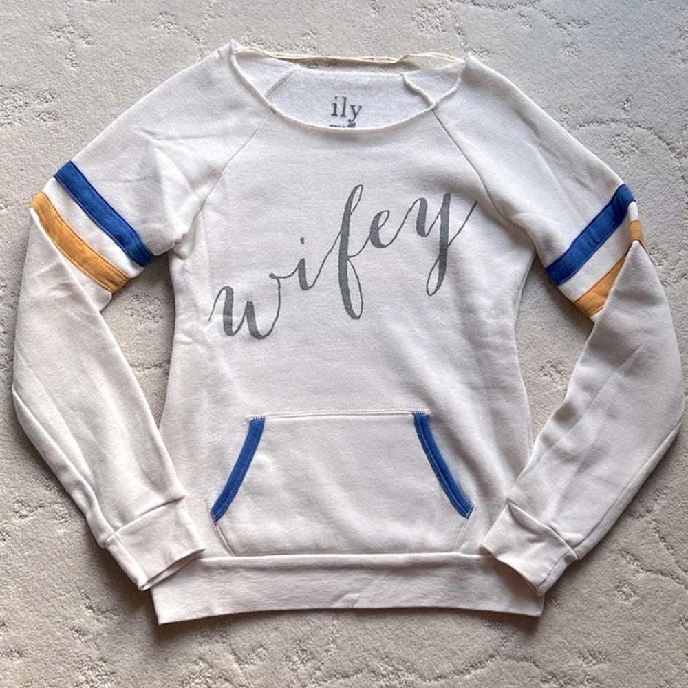 Vintage Style Super Soft Fitted “wifey” Sweatshirt, Size Small Petite